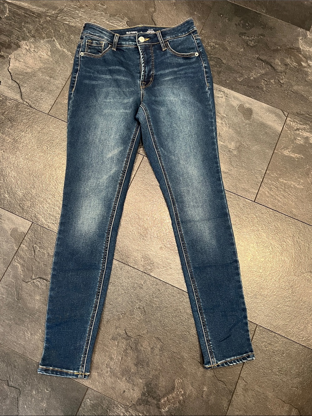 Old Navy Women's Blue Skinny Jeans with Faded Detailing fleece lined